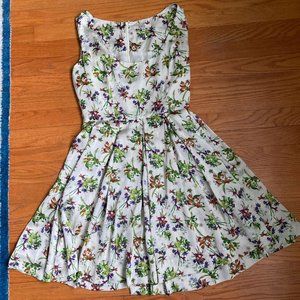 Urban Outfitters BB Dakota Floral Dress - Size 4